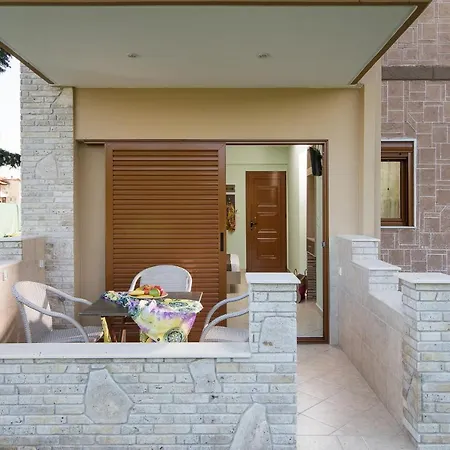 Apartmán Rodon Garden 2 Sarti