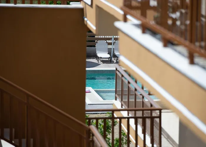 Apartamento Rodon Garden 2 Sarti